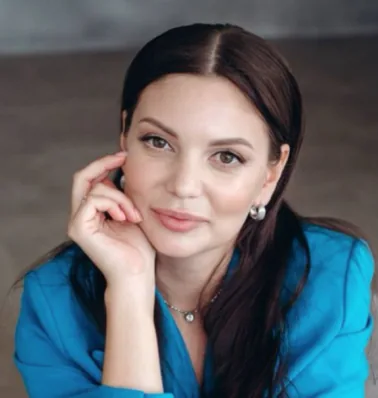 Алина Абрамова